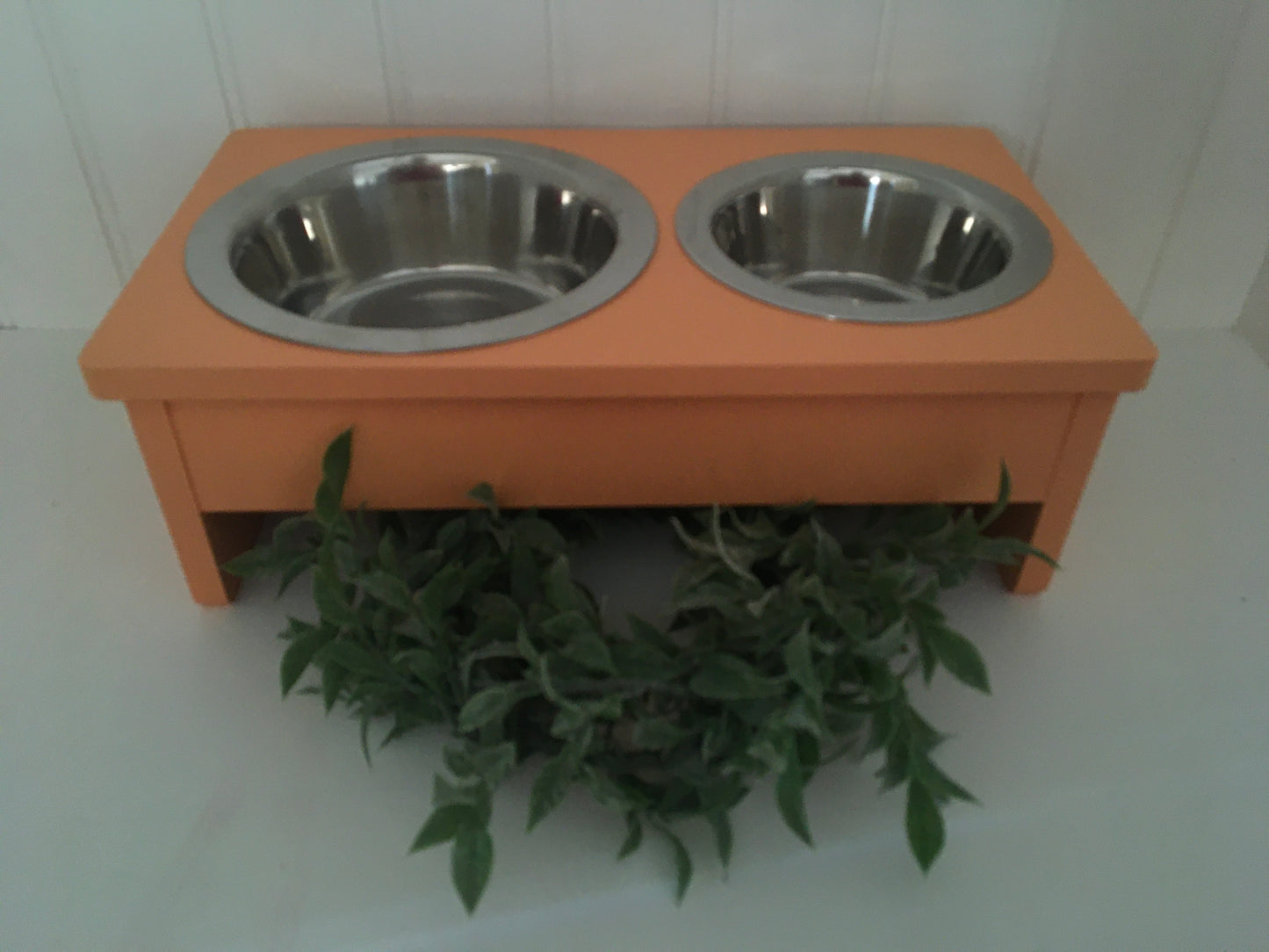 Medium Raised Feeder