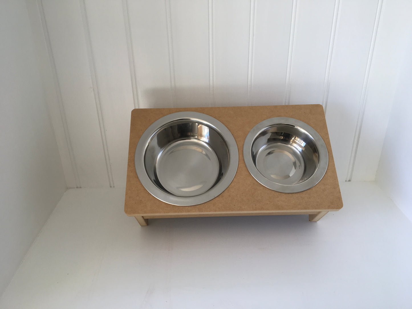 Medium Raised Feeder