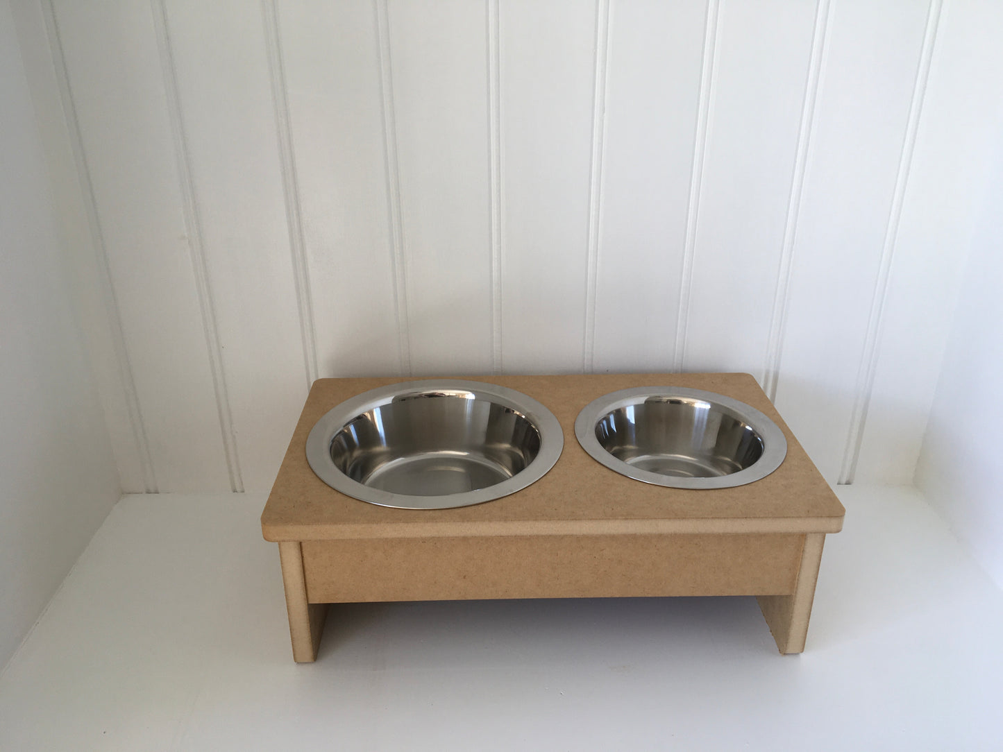 Medium Raised Feeder