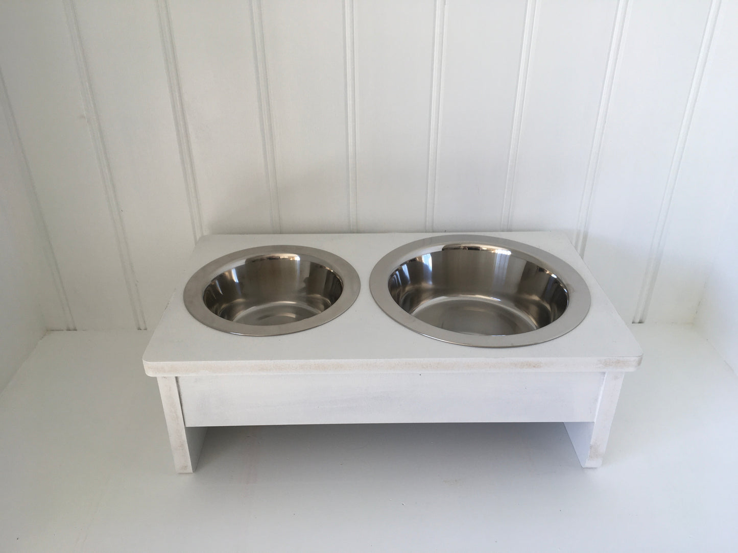 Medium Raised Feeder