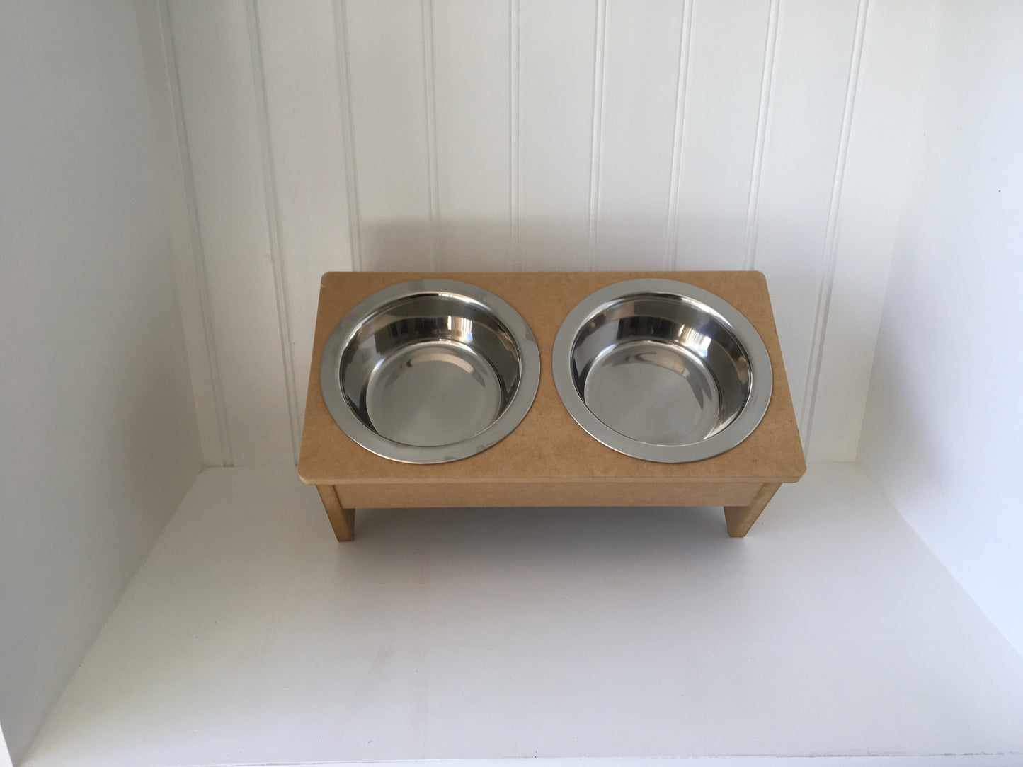 Large Raised Feeder