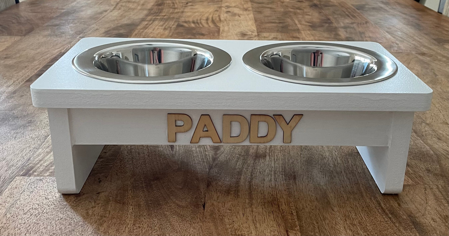 Large Raised Feeder